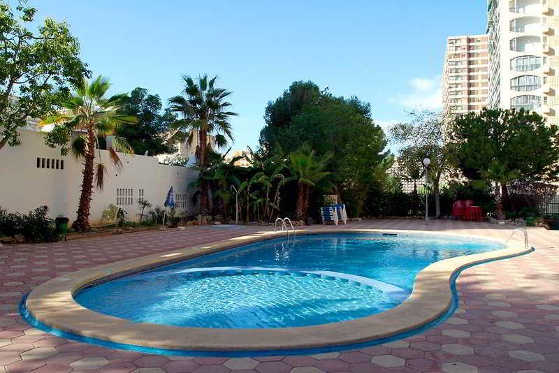 Halley Hotel & Apartments Affiliated By Melia Benidorm Kültér fotó