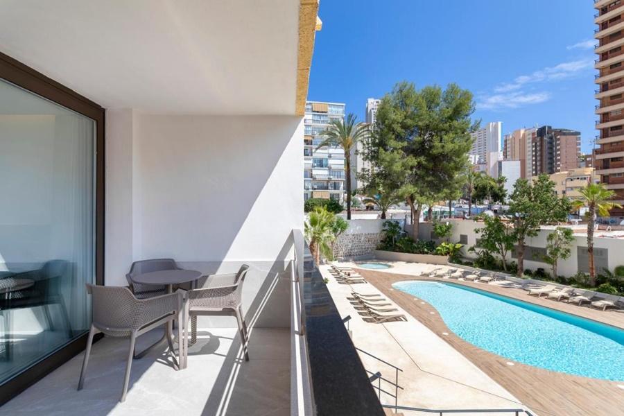 Halley Hotel & Apartments Affiliated By Melia Benidorm Kültér fotó
