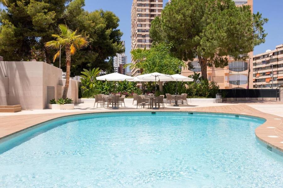 Halley Hotel & Apartments Affiliated By Melia Benidorm Kültér fotó