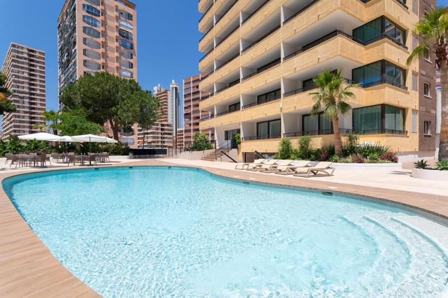 Halley Hotel & Apartments Affiliated By Melia Benidorm Kültér fotó