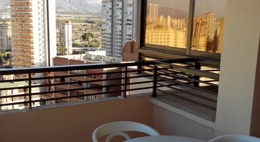 Halley Hotel & Apartments Affiliated By Melia Benidorm Kültér fotó